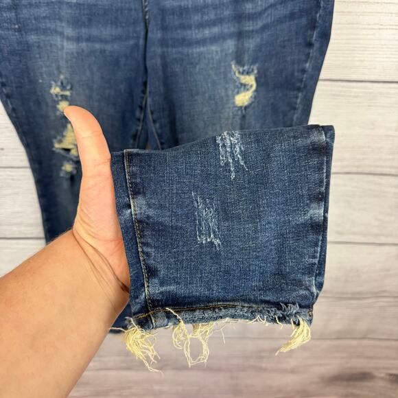 EUC Judy Blue Plus Size Dark Wash Distressed Relaxed Fit Jeans Size 14W - Picture 4 of 9